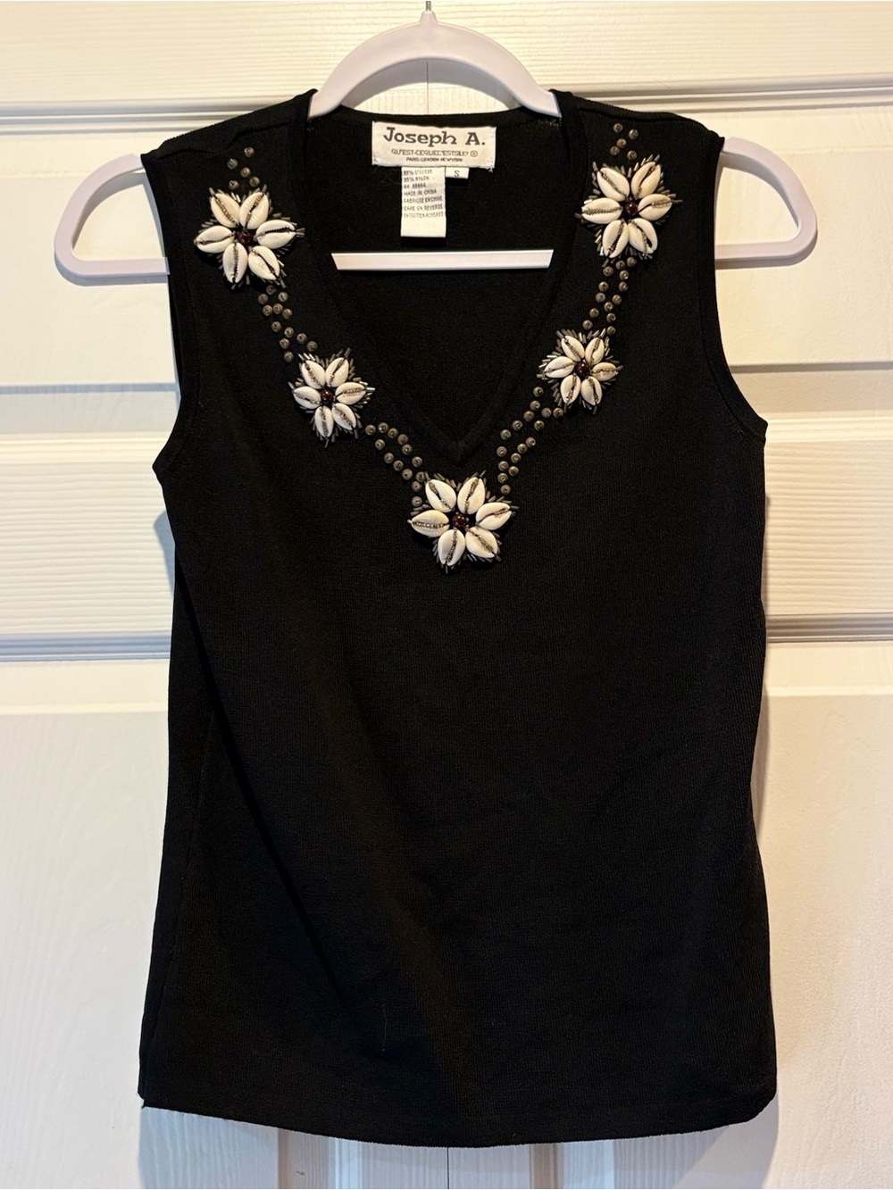 Joseph A Vtg Black Sleeveless V-Neck Tank Top White Floral Shell Boho Beach Sz S